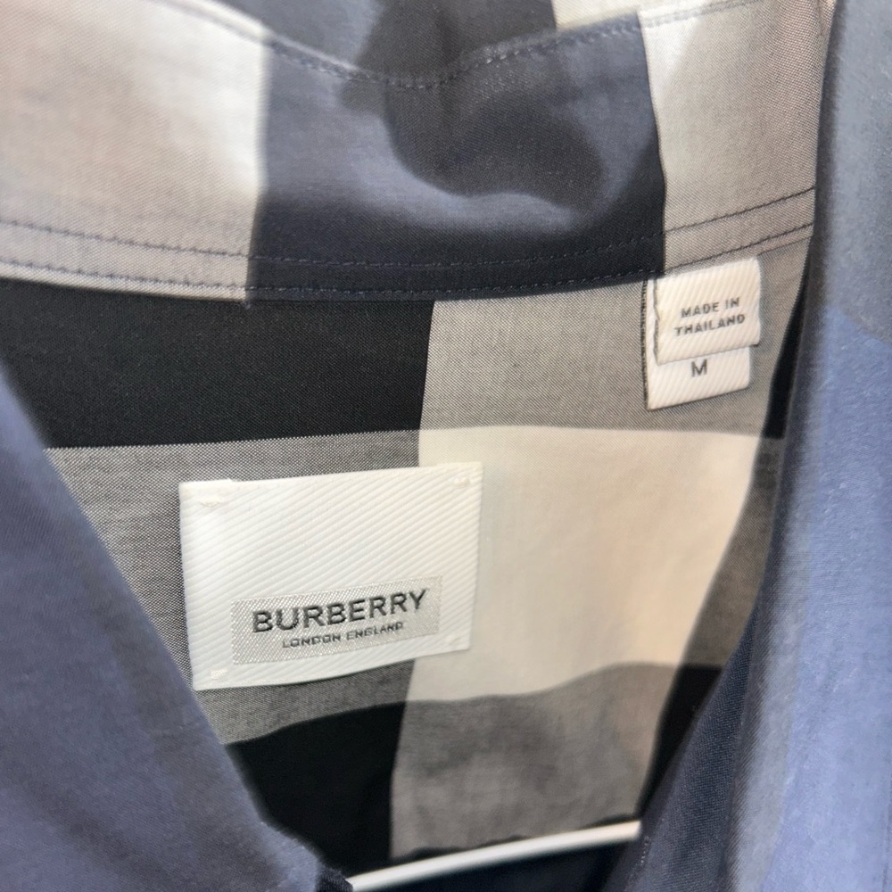 Burberry Button Up ๐๐๐งต - Picture 11 of 11